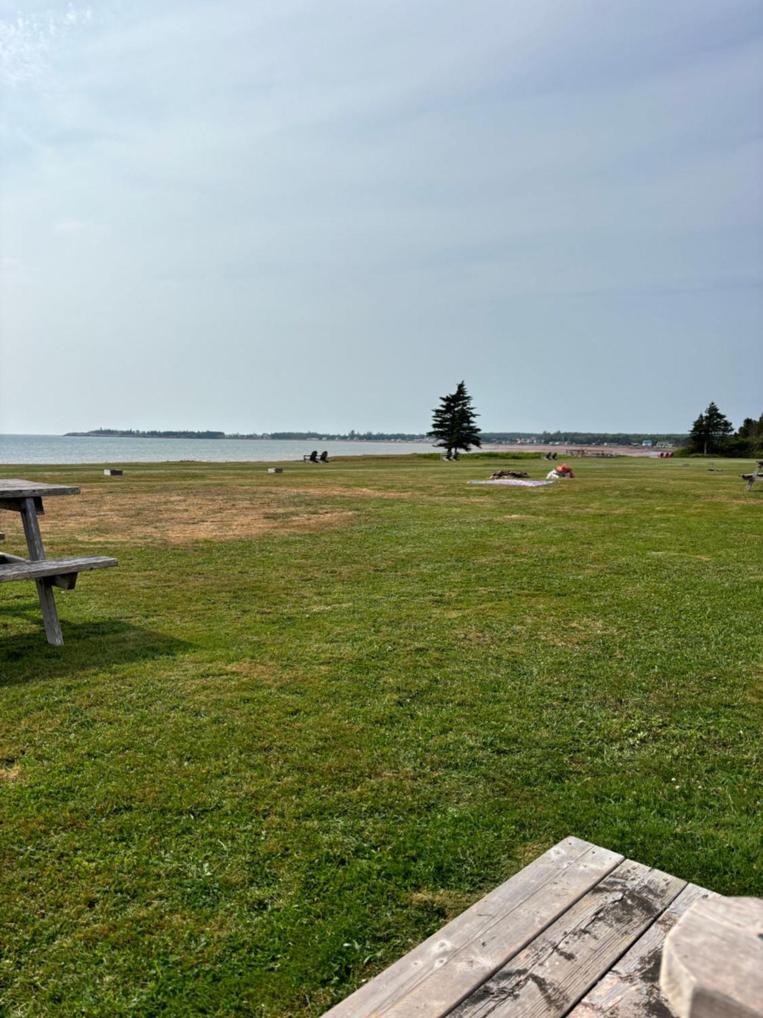 Cottages On Pei-Oceanfront Bedeque Exterior photo