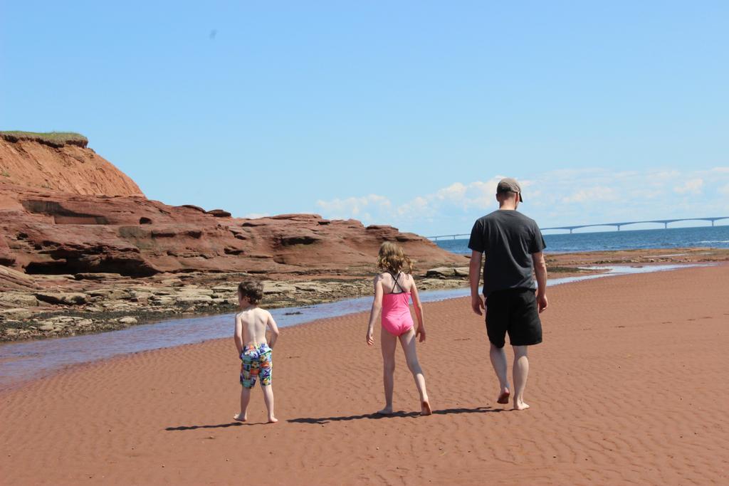 Cottages On Pei-Oceanfront Bedeque Exterior photo