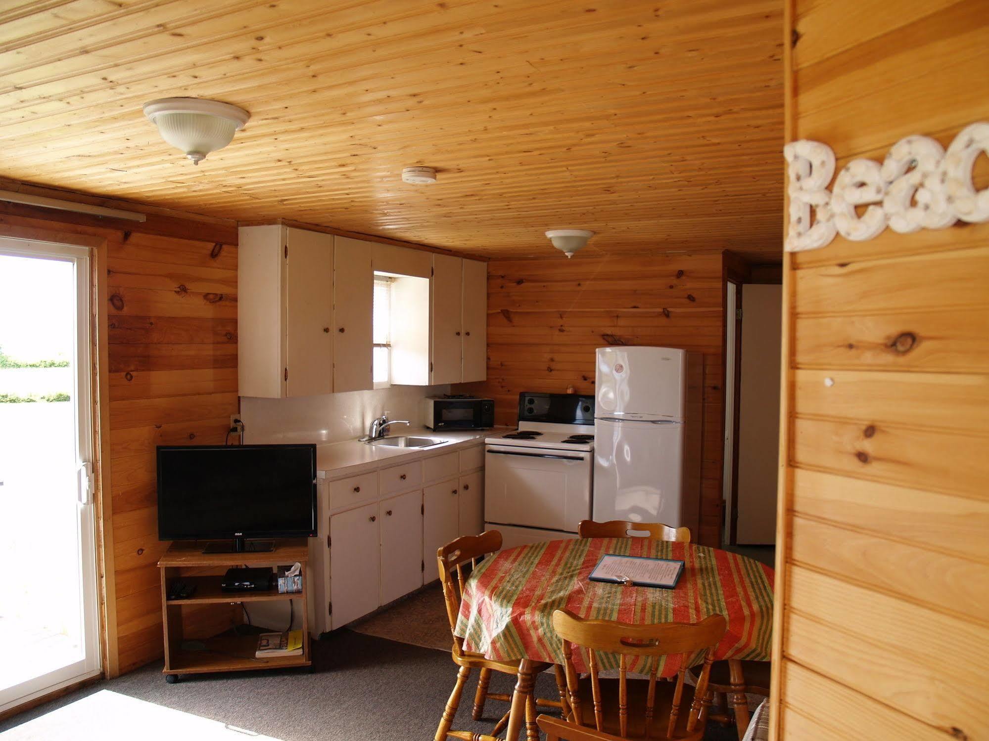 Cottages On Pei-Oceanfront Bedeque Exterior photo